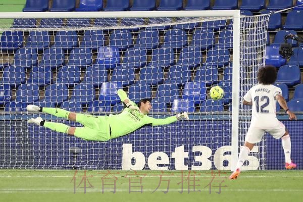 西甲-库尔图瓦6扑救!皇马残阵0-0赫塔菲 差马竞3分